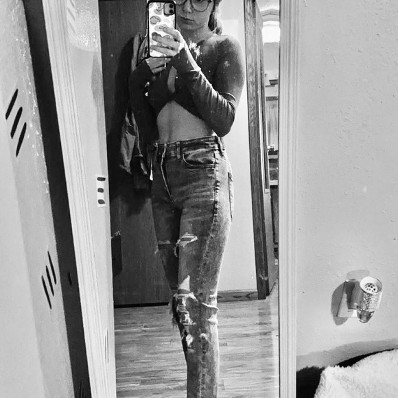 Meet your Posher, Kailey - Picture 14 of 16